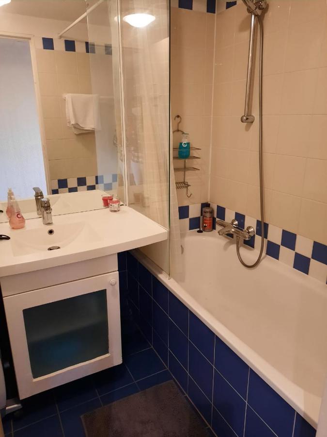 Ryan Homes - In Apart Hotel, La Defense كوربوفوا المظهر الخارجي الصورة